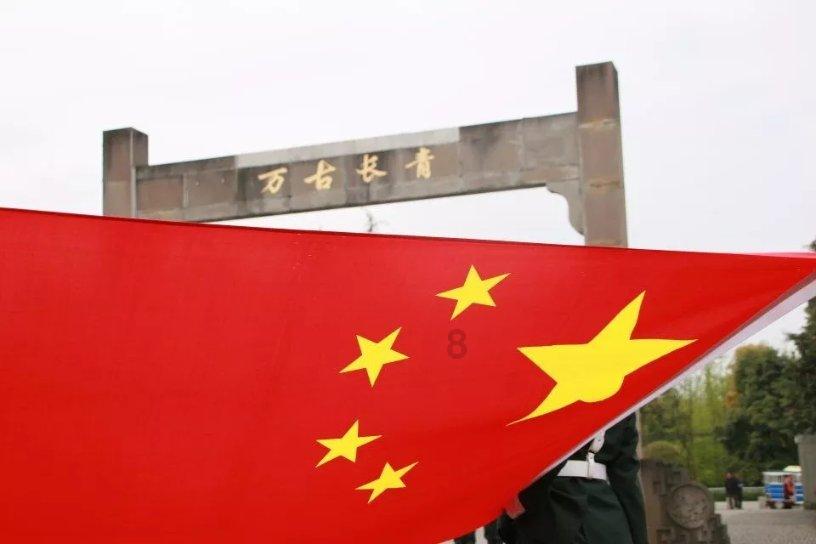 美财长称美国34万亿美元的外债数额“令人恐惧”