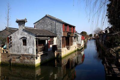 苹果首款头显预售火爆，华如科技、易天股份股价大幅拉升， 谁是相关概念股？